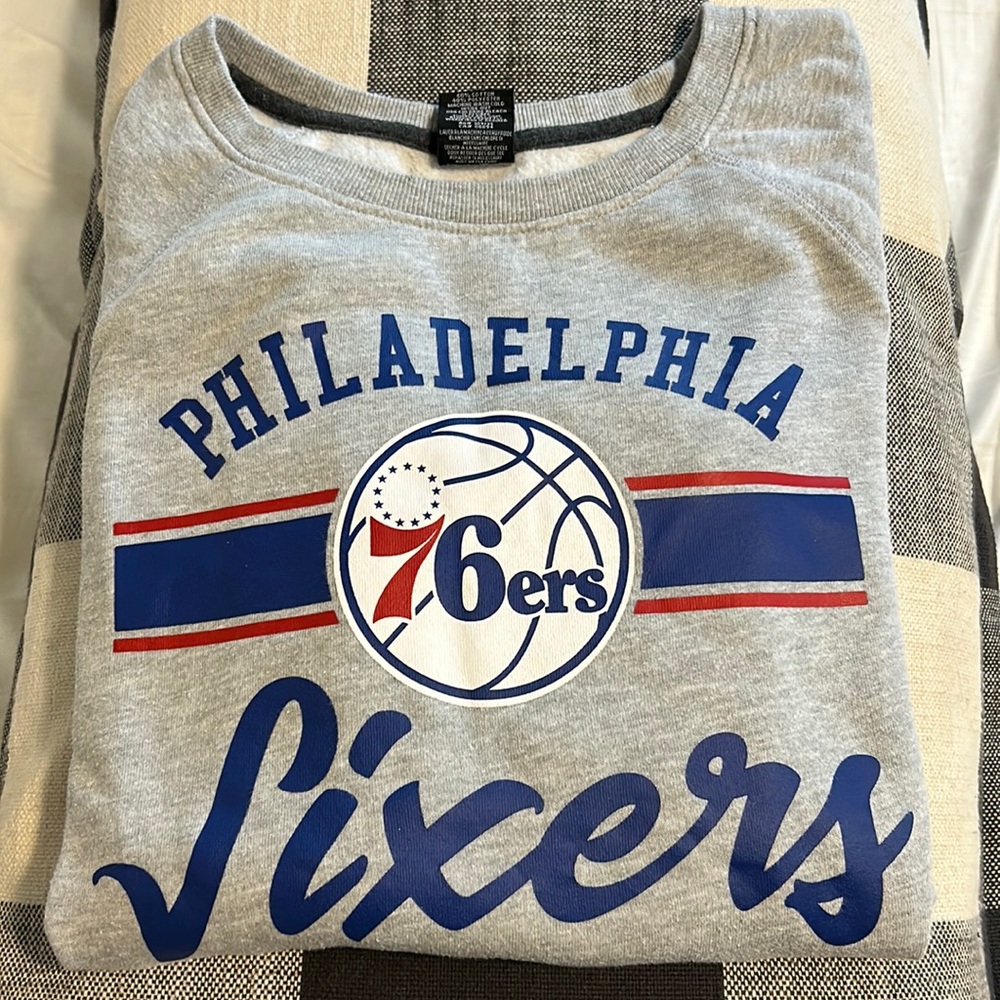 Sixers crewneck sweatshirt